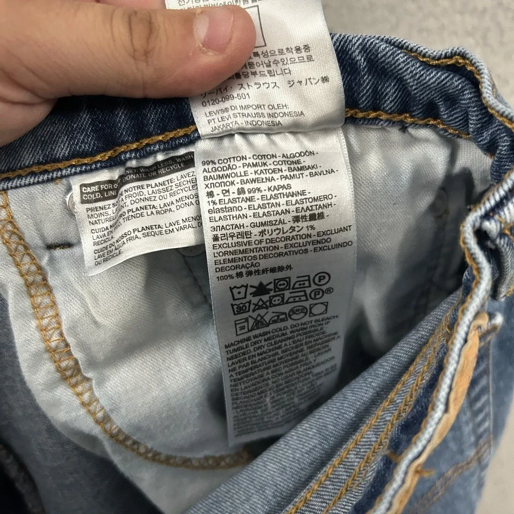 Levis Jeans Mens 36x30 Blue Denim 505 Regular Straight American Medium Wash